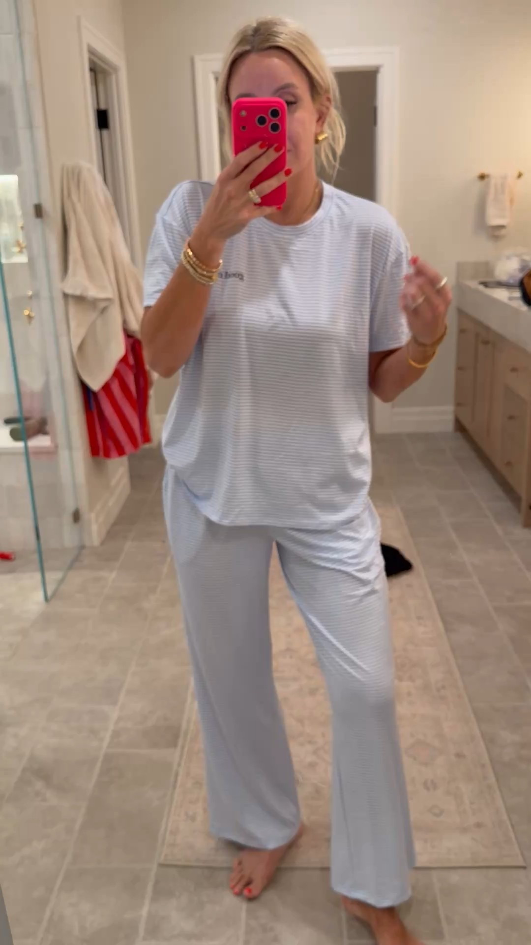 These pajamas look and feel like the lake pajamas! Size M

#LTKdayinmylife #LTKootd #LTKgrwm