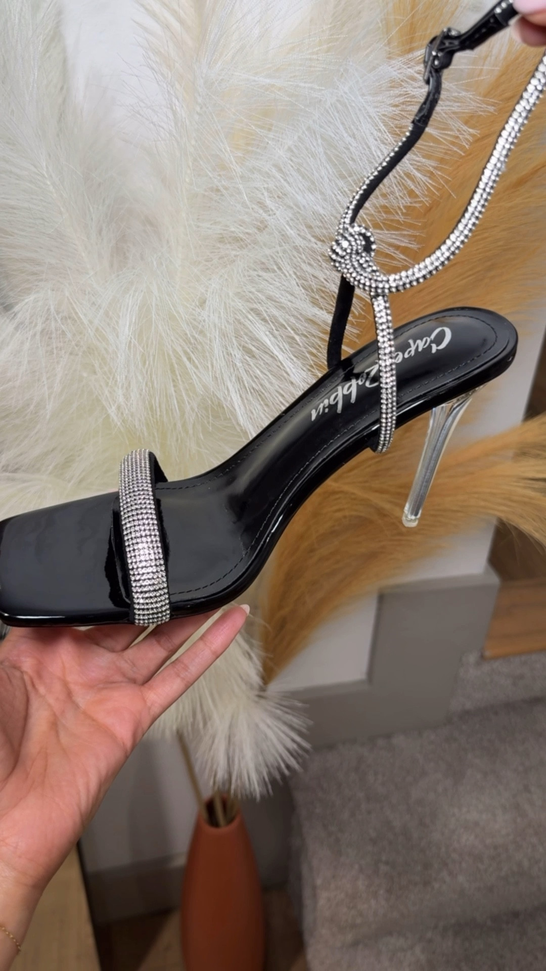 Are we in love with these rhinestone heels or…? 😩😍 I wear a size 10 Cape Robbin from Amazon! True to size 🖤

Formal shoes, high heels, Amazon finds, Amazon fashion finds, bling

#LTKFindsUnder50 #LTKFindsUnder100