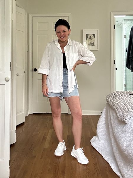 white button up & denim shorts outfit // casual mom style 

#LTKSeasonal #LTKFindsUnder50 #LTKStyleTip