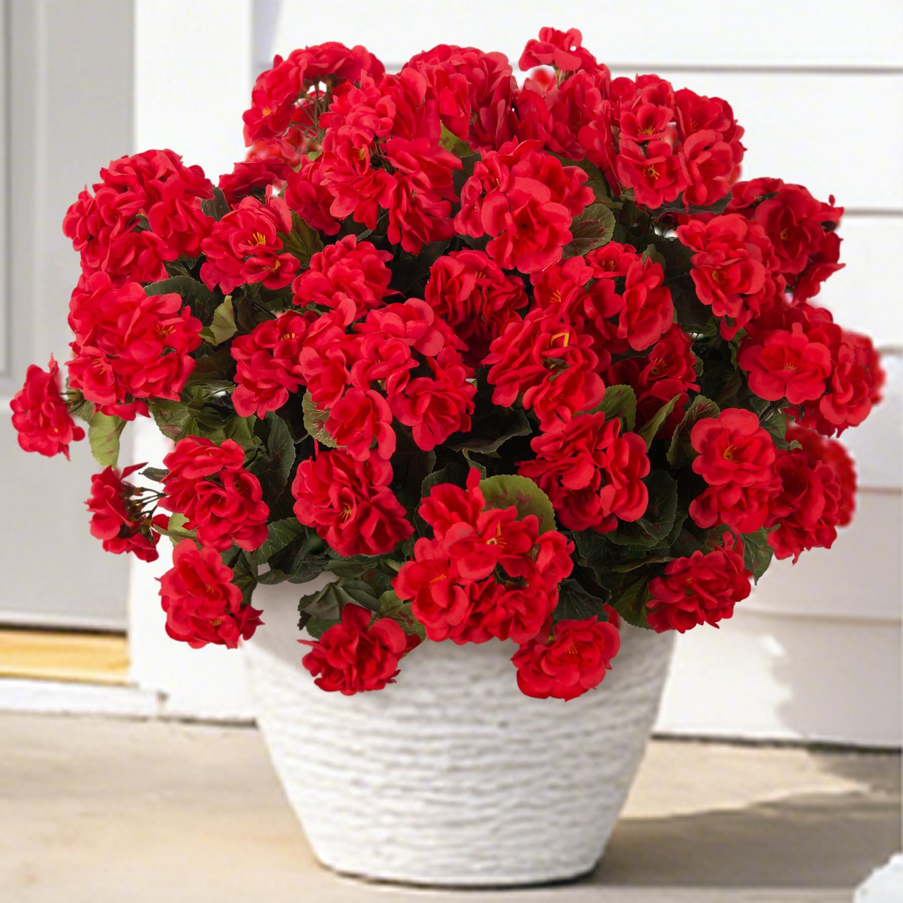 Amazon.com: Ammyoo Artificial Geranium Flowers for Outdoors Decoration, Fake Silk Geraniums Flower UV Resistant Look Real Faux Plants for Spring Garden Porch Planter Patio Balcony Yard Table Centerpieces Decor : Home & Kitchen | Amazon (US)