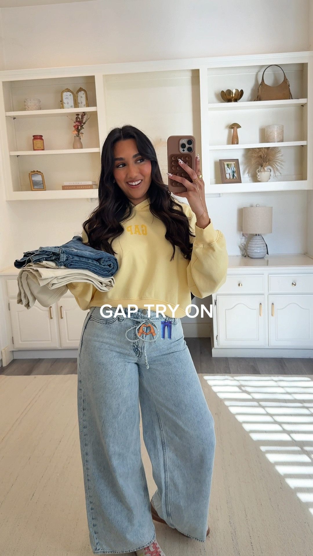 Shop all of my @gap favs below during the 20-40% GapJeans event!!! Use my code- JULIA15 for an extra 15% off! #howyouweargap #gappartner 

Sizes- 27 regular in all! 👖🫶🏽
