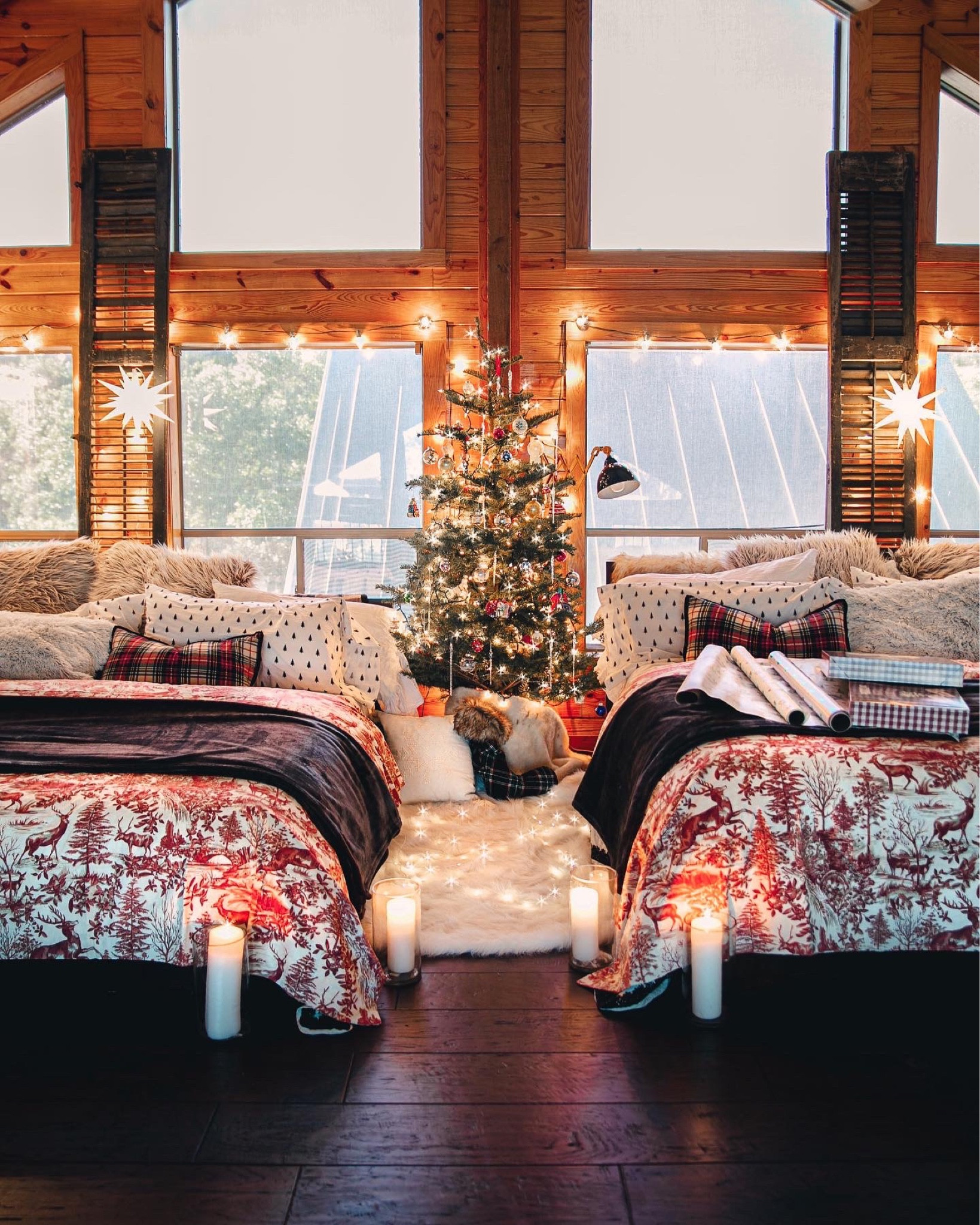 Holiday decor, Amazon Christmas Decor, Christmas decor, Christmas tree, Christmas wreath, rustic Christmas tree decorations, rustic holiday decor, cabin Christmas, Christmas decor list, cozy cabin Christmas

#LTKHoliday #LTKhome #LTKSeasonal