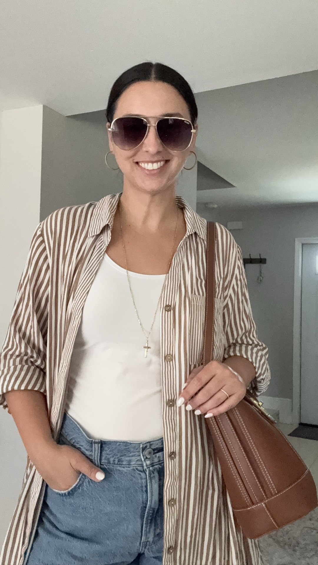 My OOTD to run errands and pick up the kids!

#LTKmomlife #LTKootd #LTKMidsize