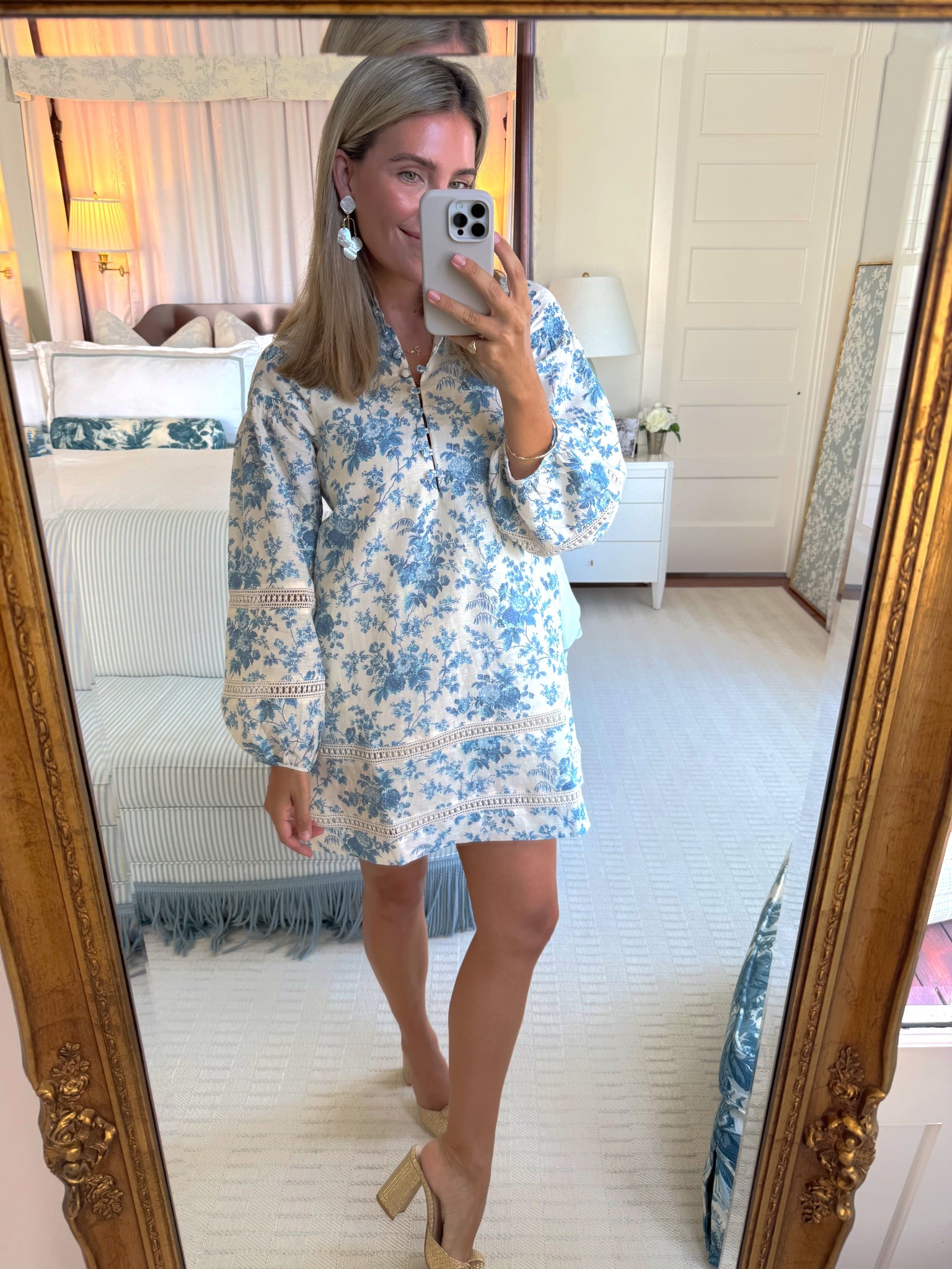 You can take your smaller size in each of these! I’m wearing a small in the two long sleeve dresses and a medium in the sleeveless one, but should have probably taken the small! @tuckernuck #tuckernuckpartner