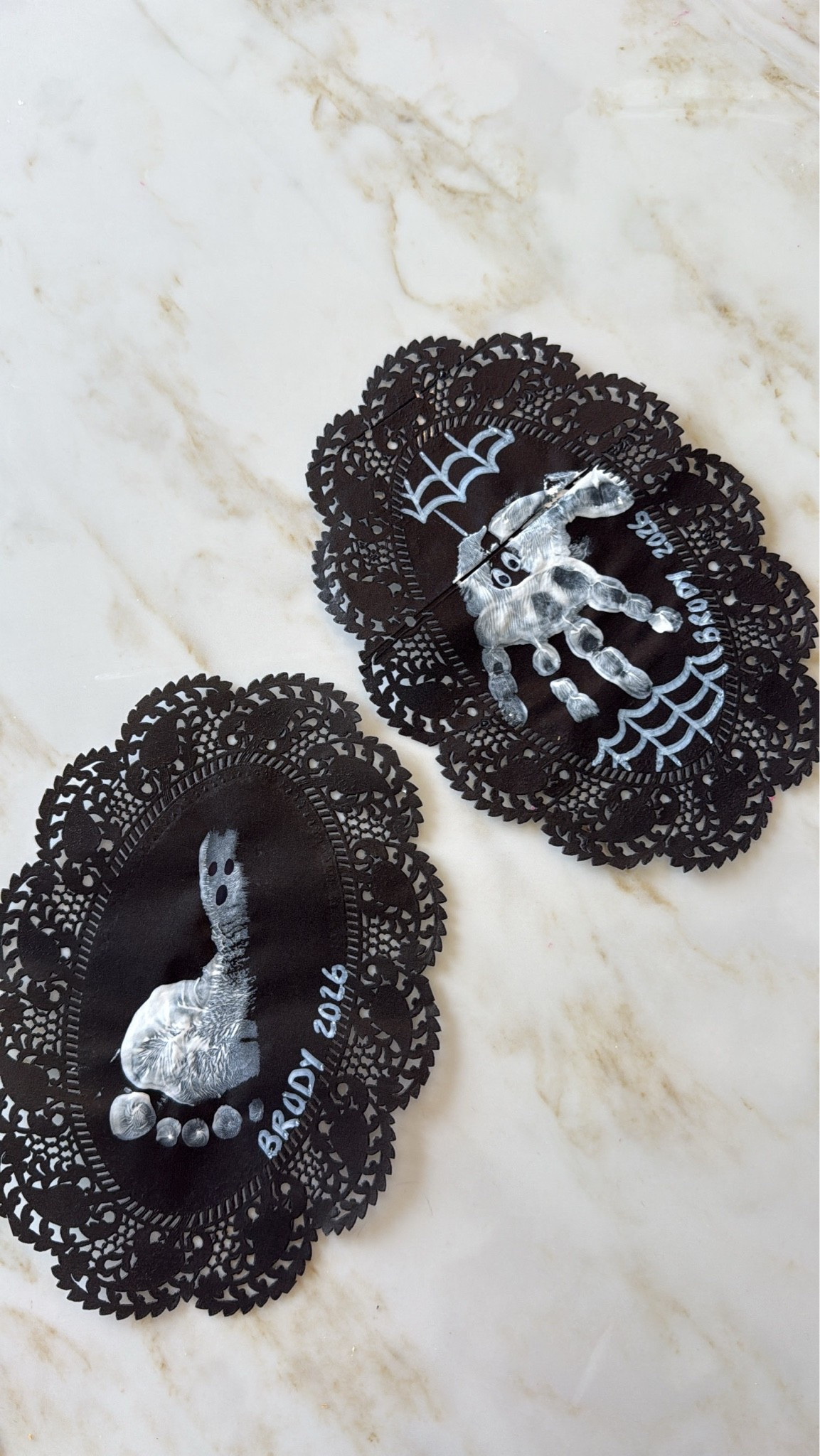 love using doilies for keepsake crafts! 🕷️