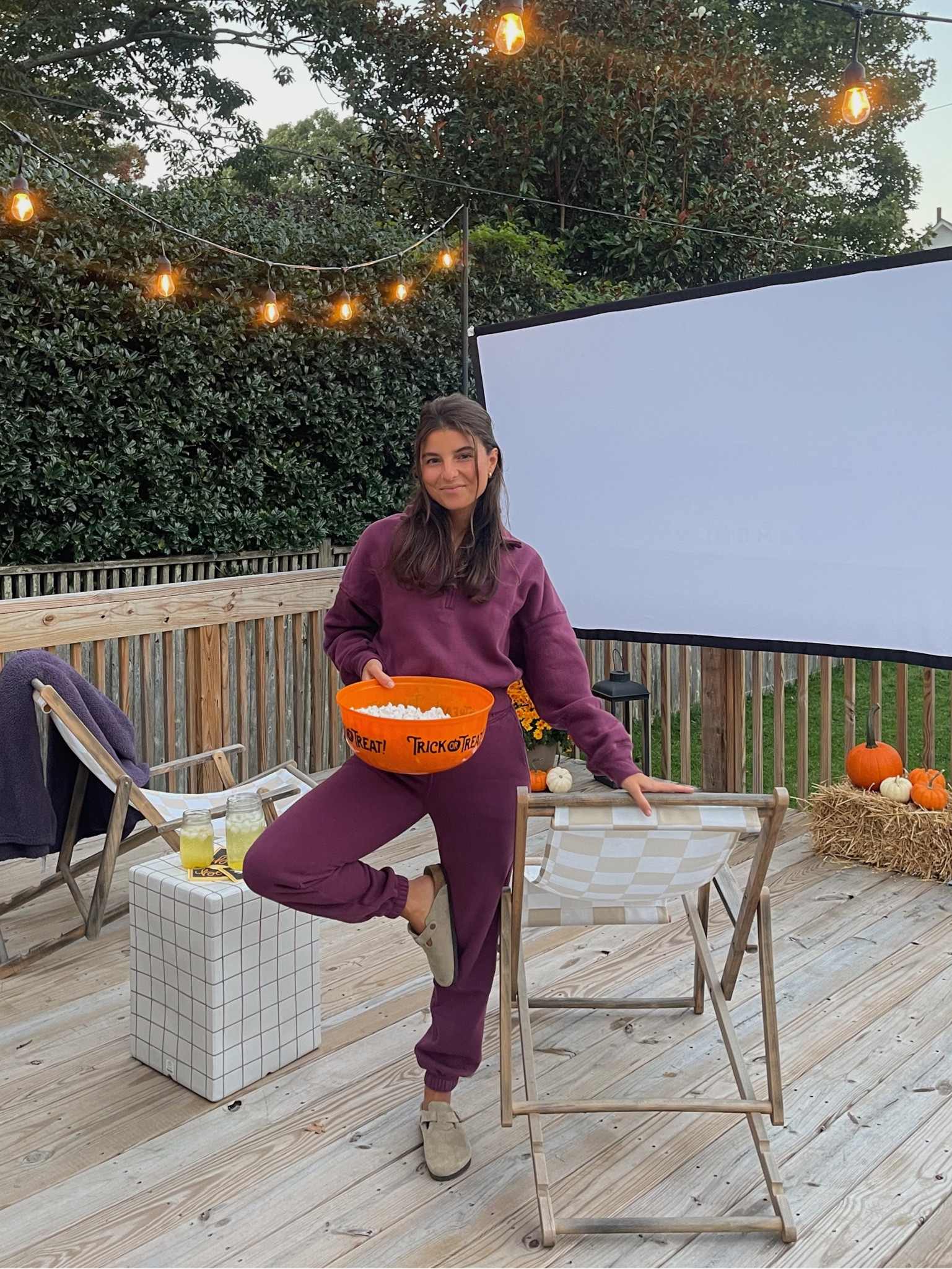 wearing xxs in set, but I’d probably be a tad bit more comfortable in XS! 
linking other favorite cozies 

#LTKSeasonal #LTKsalealert #LTKfindsunder100