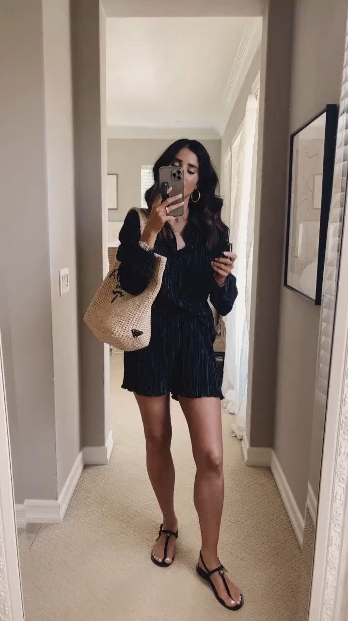 I'm just shy of 5-7" wearing the size small Amazon set.
StylinByAylin, Aylin, Amazon style, amazon find

#LTKStyleTip #LTKBeauty #LTKSeasonal