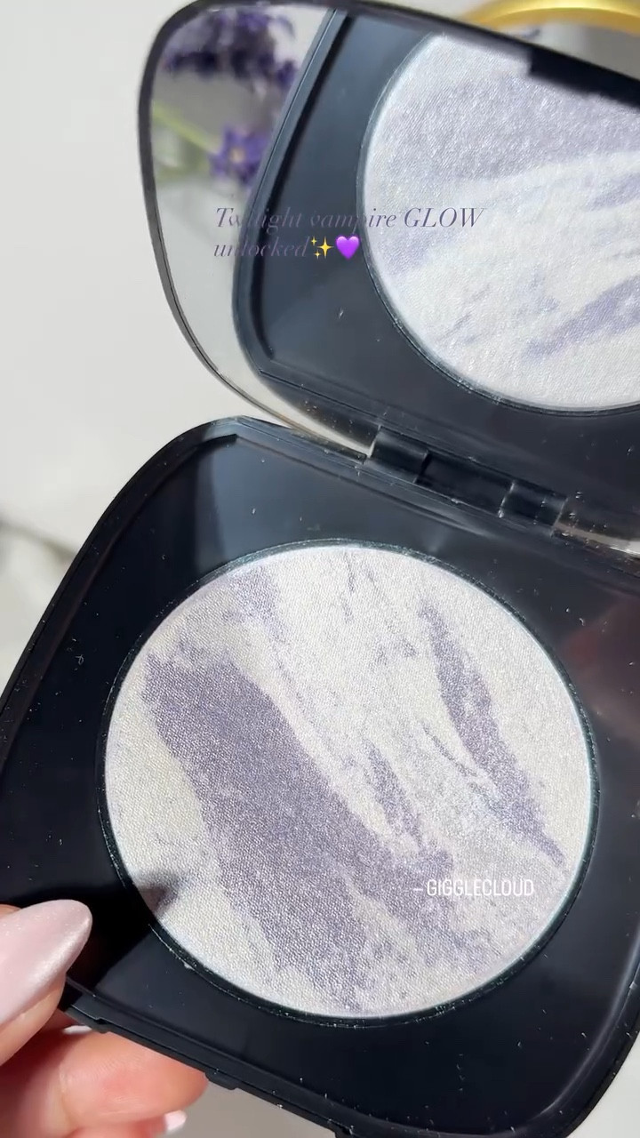 ✨ Twilight glow unlocked ✨
Colourpop Change Me — Eclipse Luminous Highlighter 💜buttery-soft, buildable, and bouncy for glass skin vibes 🤍 💫

PR/AD; @colourpopcosmetics #colourpop #cppartner 

𝐃𝐨𝐧’𝐭 𝐫𝐞𝐩𝐨𝐬𝐭 𝐦𝐲 𝐰𝐨𝐫𝐤 𝐰𝐢𝐭𝐡𝐨𝐮𝐭 𝐩𝐞𝐫𝐦𝐢𝐬𝐬𝐢𝐨𝐧.
𝘐 𝘵𝘳𝘺 𝘢 𝘭𝘰𝘵 𝘰𝘧 𝘣𝘦𝘢𝘶𝘵𝘺 𝘱𝘳𝘰𝘥𝘶𝘤𝘵𝘴—𝘱𝘪𝘤𝘬 𝘸𝘩𝘢𝘵 𝘧𝘪𝘵𝘴 𝙔𝙊𝙐𝙍 𝘴𝘬𝘪𝘯, 𝘯𝘰𝘵 𝘫𝘶𝘴𝘵 𝘵𝘩𝘦 𝘩𝘺𝘱𝘦♥ 

Tags:

#viralmakeup #trendingmakeup #sparklymakeup highlighter, colourpop highlighter, eclipse luminous highlighter, change me highlighter, shimmer highlighter, vampire glow, twilight makeup, viral makeup, glowy skin, sparkly makeup, wet look highlight, buttery highlighter, glass skin glow, trending makeup

#LTKspringtrends #LTKBeauty #LTKspring