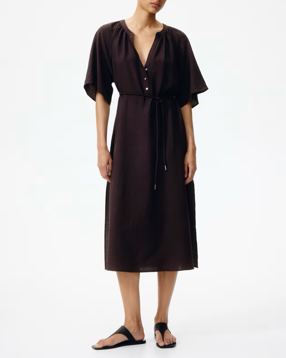 Brown midi shirt dress

#LTKSeasonal