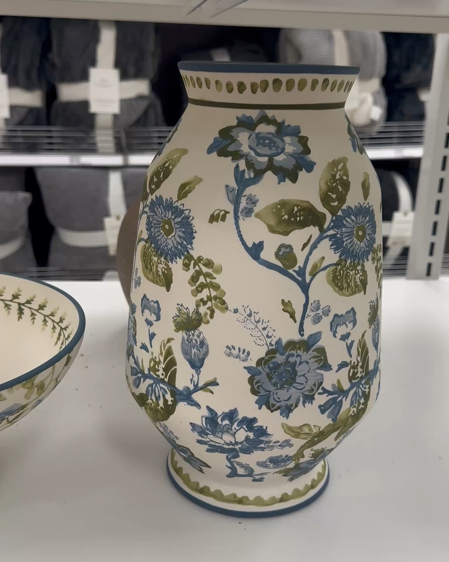 Beautiful new items at Target that look so high end but have Target prices! Loving these blues and greens!