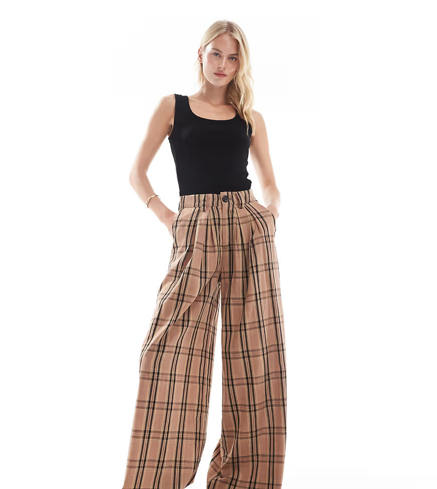 Noisy May Tall high waist wide leg pants with pleat detail in brown plaid | ASOS (Global)