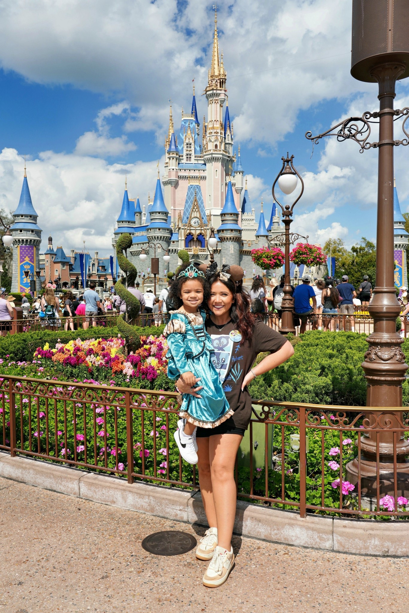 Merida and her 3 bear brothers 🐻🏹 #disney #disneybounding

#LTKmomlife #LTKootd #LTKKids
