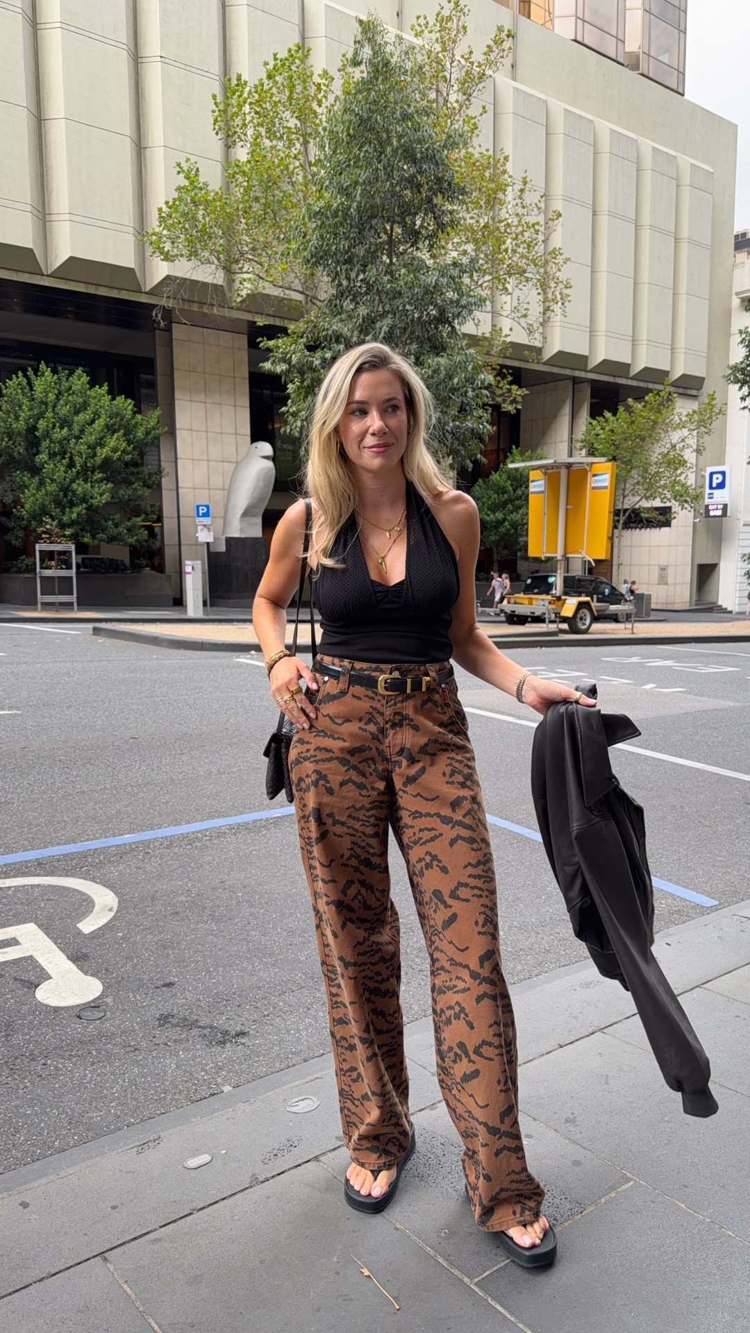 On our way to Ed Sheeran 

Wearing top from Meshki 
Jeans from Grace and willow size 26 CAT15
Shoes Twoobs


#LTKOver40 #LTKgrwm #LTKTall