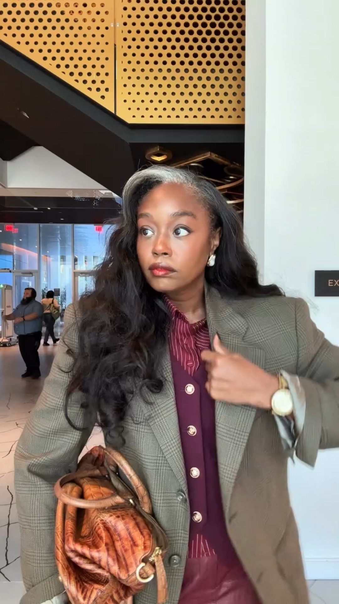 Do your friends “get” you or tolerate you. Andre Léon Talley was loved by so many but the ones that he felt were his closest friends may not been able to show up for him the way he needed them and that breaks my heart. 

Maybe it’s a lesson in watching the company you keep, but I believe pioneers like him often sacrifice community and love for their divine purpose.
The documentary was a really good film great job @scadfash He sacrificed so much of himself
Take inventory of your friends and get rid of people that are jealous of you, that are purely transactional and make sure that you have that core group of people
that truly care, understand, and love you through all stages of life🤎

When did you meet@andreltalley? Project Runway, Vogue, Sex and the City?
#wineoutfit #fashionhistory #falloutfit

#LTKSeasonal #LTKStyleTip #LTKBeauty