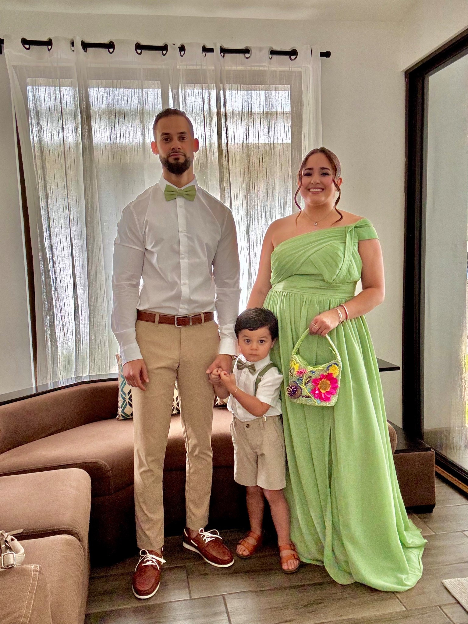 Today is the day we celebrate the fathers in our life! The ones that walk with us physically & the ones that look after us from heaven. The ones that find the time to teach & play. The ones that correct our wrongs & show up regardless of the circumstances. The ones that with loving care, guide us through life. The ones that will live forever in our hearts. We might call them dad, grandpa, uncle or friend. From my family to yours Happy Father’s Day to all the amazing men who are an example & guide the little ones through the path of righteousness!🧔🏻‍♂️💙
.
.
.
.
.
.
.
.
Jewelry: JanAllureJewelry.com

#LTKFamily #LTKWedding #LTKTravel