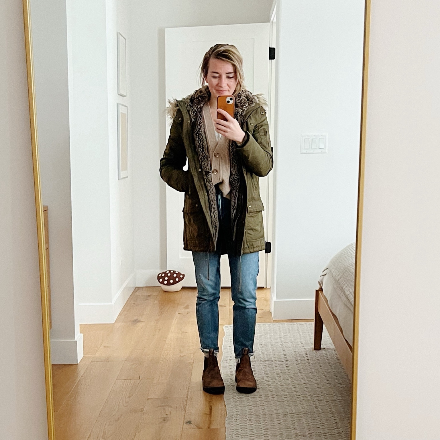 Windy and snowy winter day. ❄️ 

Green parka is 10+ years old but still going strong  