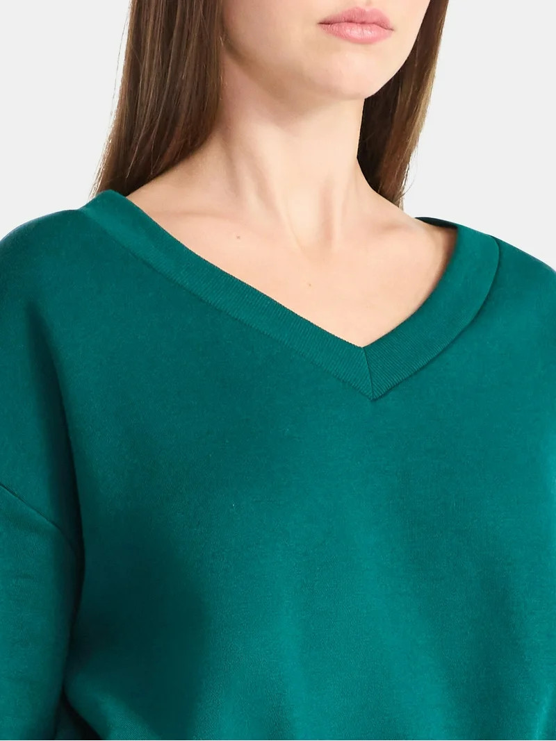 No Boundaries V-Neck Fleece Cropped Sweatshirt, Women's | Walmart (US)