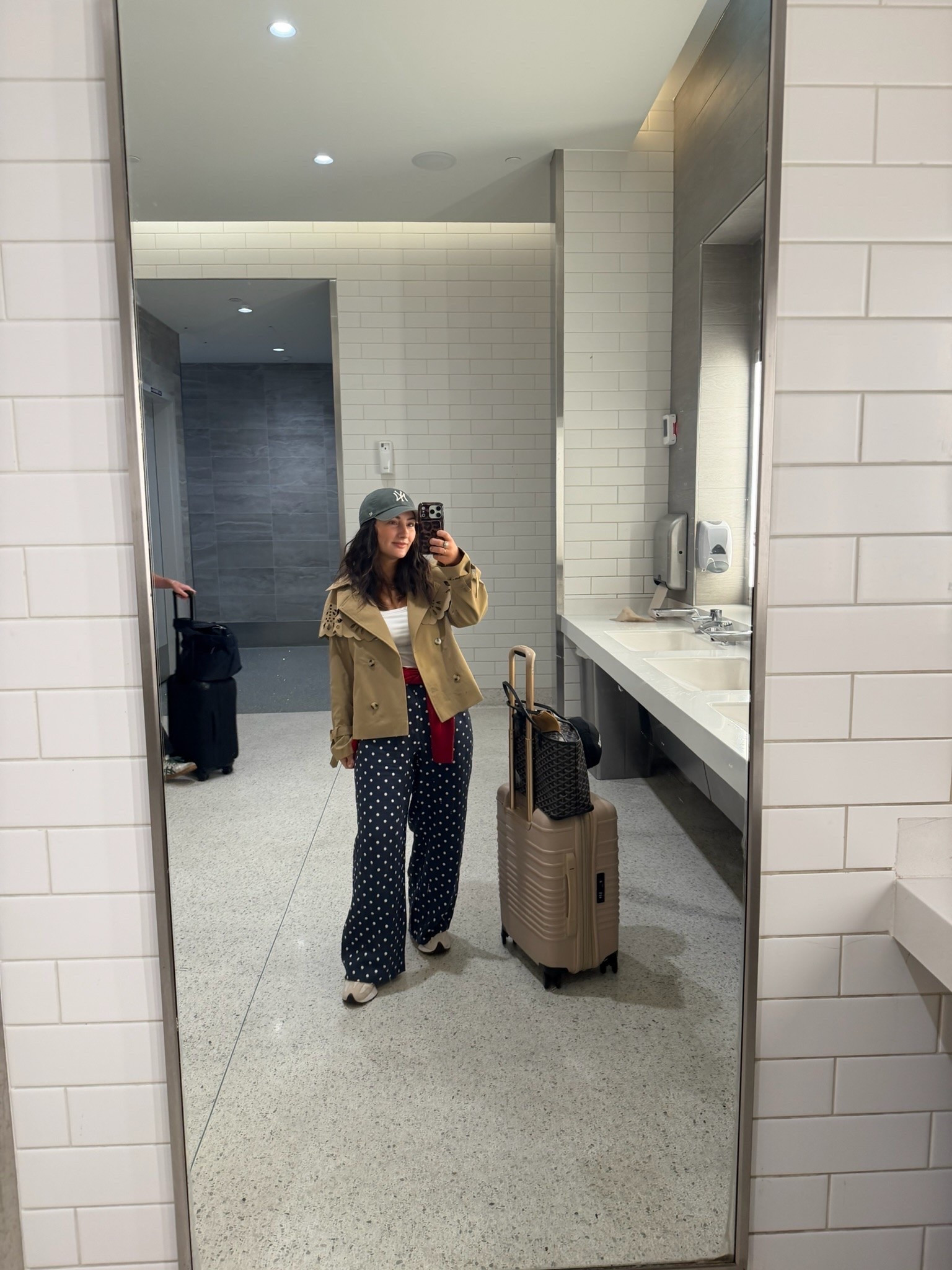Travel outfit! Love wearing layers on a flight that I can easily add or remove! 

Tank size small
Pants size small
Sweater size small
Trench size small 

5’0” 140lbs

#LTKCon #LTKPetite #LTKTravel