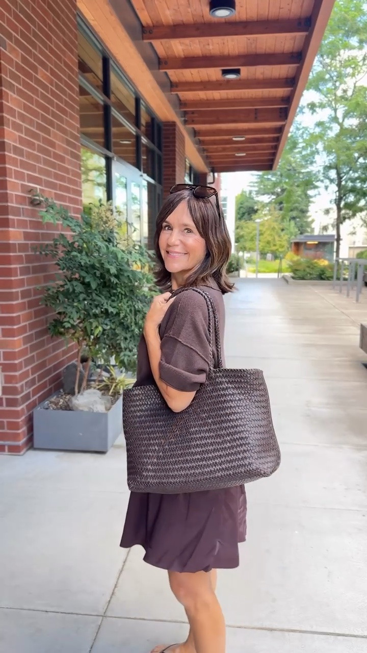 My favorite must-have tote that looks designer is finally back in stock!!! It’s durable, holds everything you need, & under $200! I have two colors!

I use an Amazon bag organizer to keep everything in order! It makes swapping bags so easy!