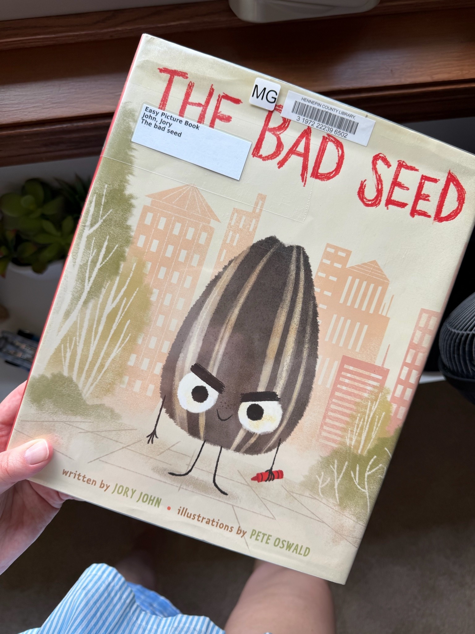 This week’s library haul for my toddler included this very cute book!

#LTKKids