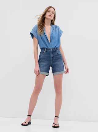 6" High Rise Cheeky Midi Denim Shorts with Washwell | Gap (US)