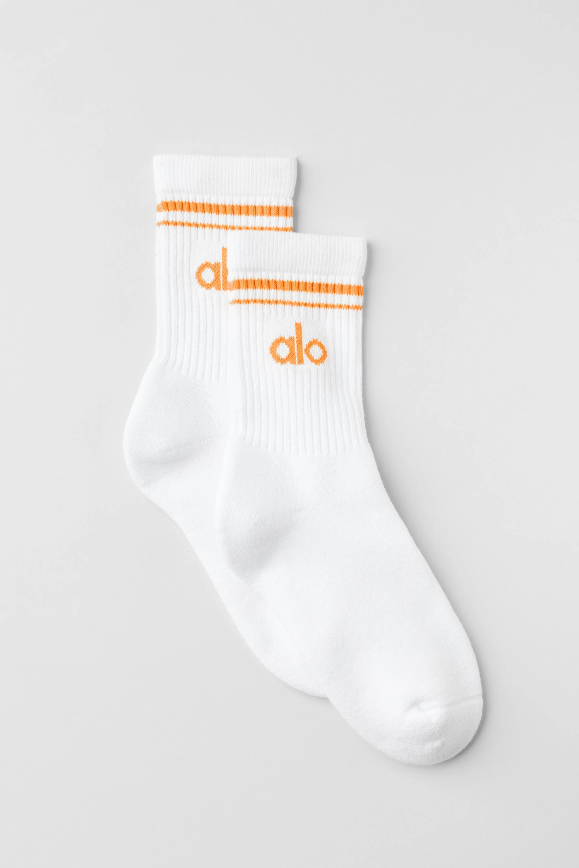 ALO | Half-Crew Throwback Socks in White/Satsuma Breeze, Size: Small | Alo Yoga