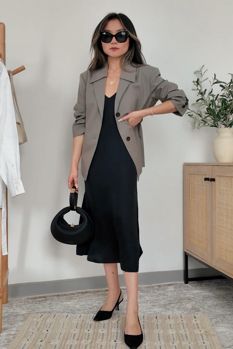 Elevate your fall workwear rotation

▶ my measurements: 5’2” / 100 lbs / 32B / 00 bottoms 
▶ watch the full video on YouTube

LOVE the unique details and feminine touches of this suit

the belted blazer [XS/P] looks amazing paired with a soft dress underneath


#LTKSeasonal #LTKStyleTip #LTKWorkwear