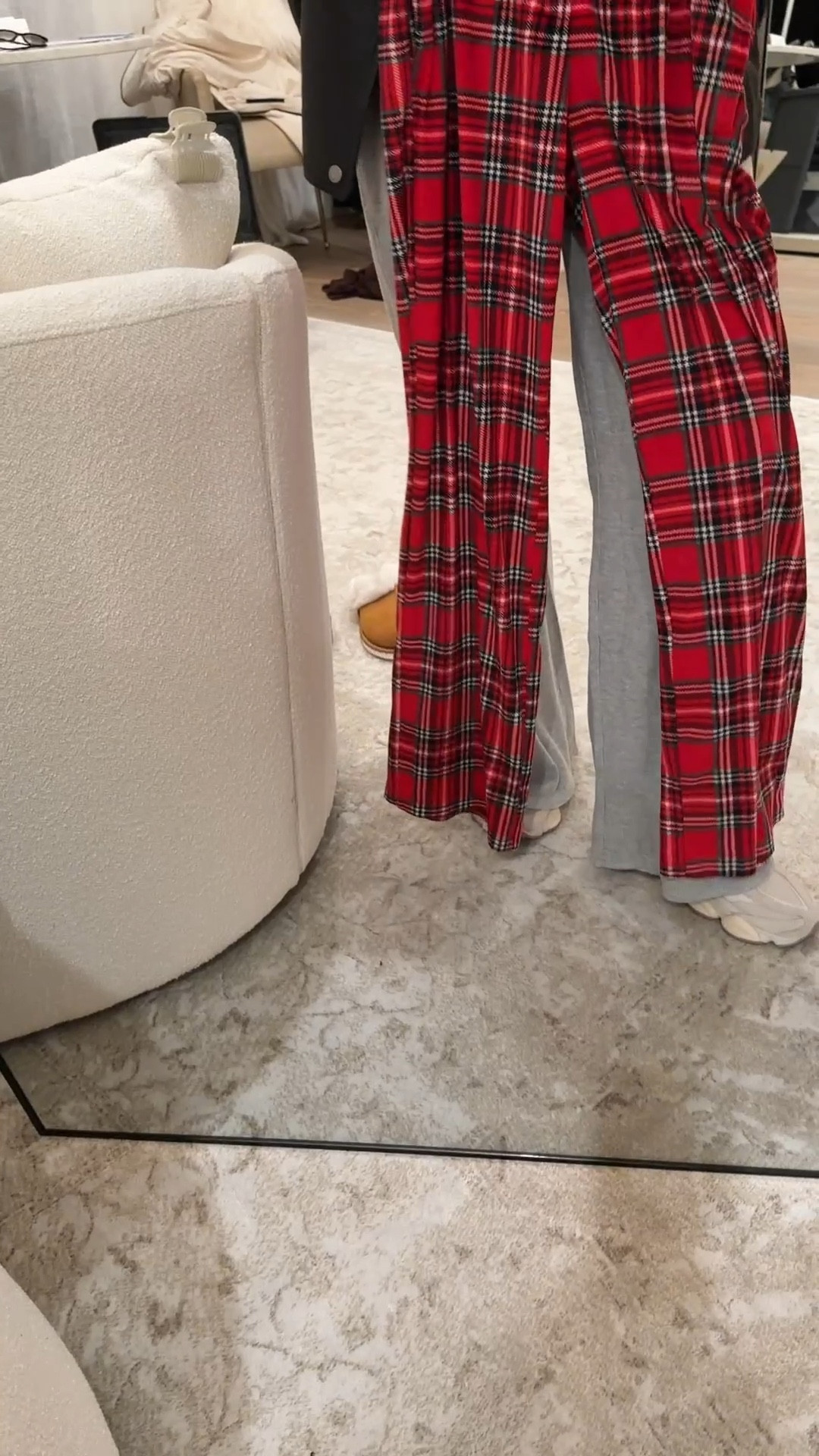 How cute are the PJ pants I got my daughter for Christmas. Today  I’m partnering with Walmart to share what I got my daughter and some teens on my list ❤️🙌🏼@WalmartStyle #WalmartStyle #WalmartPartner #stylinbyaylin 


#LTKHoliday #LTKGiftGuide #LTKFindsUnder50