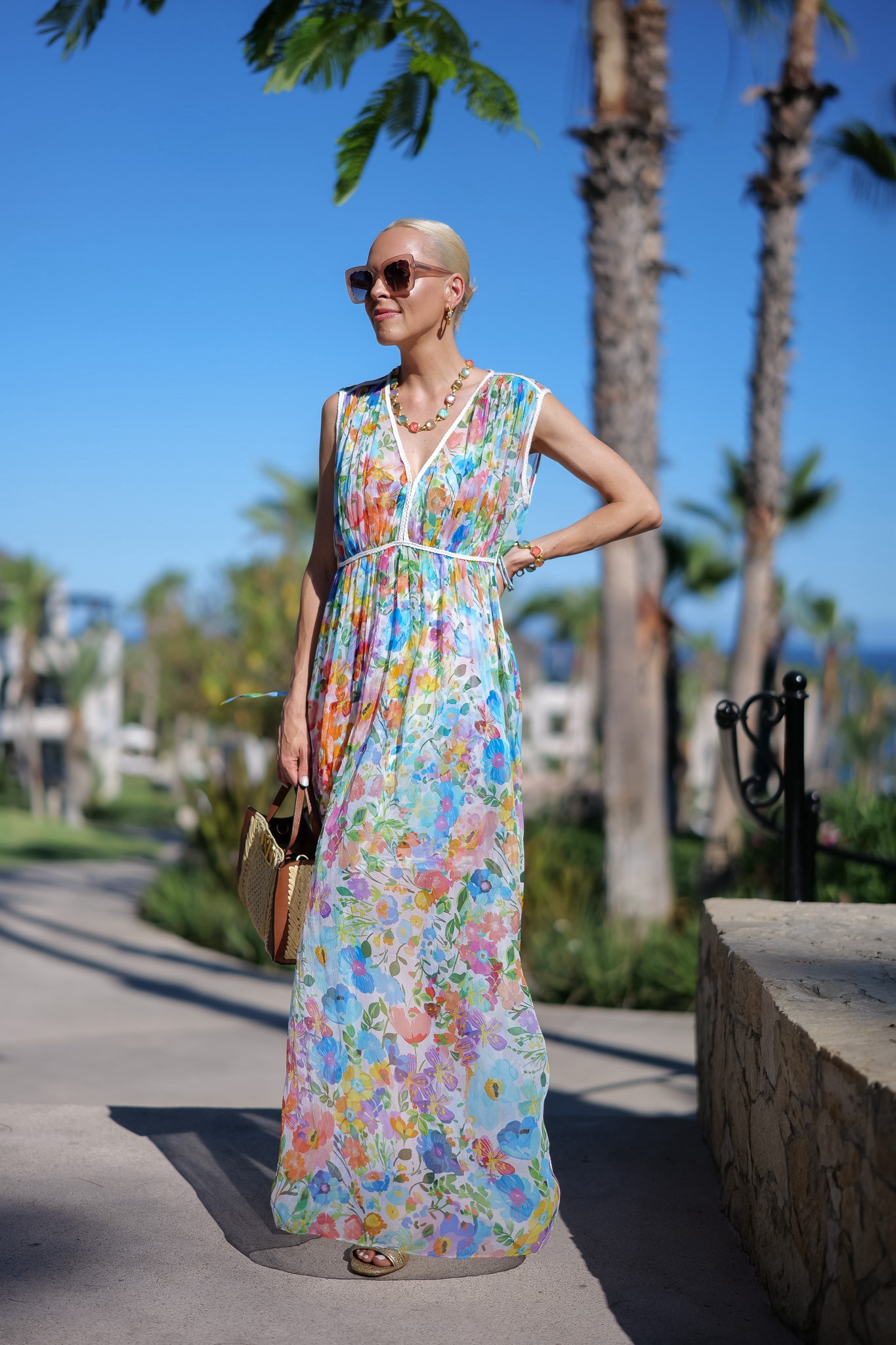 Summer style. Loooove the flowy fabric on this dress  

#LTKStyleTip #LTKSummerSales