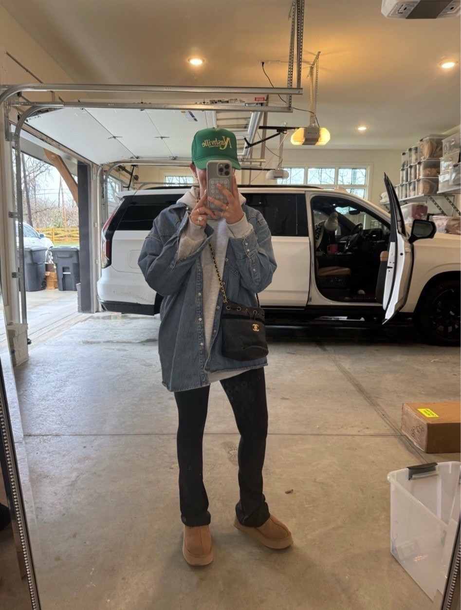 Recently have been asked a lot about the mini flare leggings! Here’s them styled from last year!

Amazon, amazon style, amazon fashion, amazon fall fashion, fall style, amazon casual style, Nashville, Dede Raad, dress up buttercup, mom of 3

#LTKStyleTip #LTKFindsUnder50 #LTKFindsUnder100