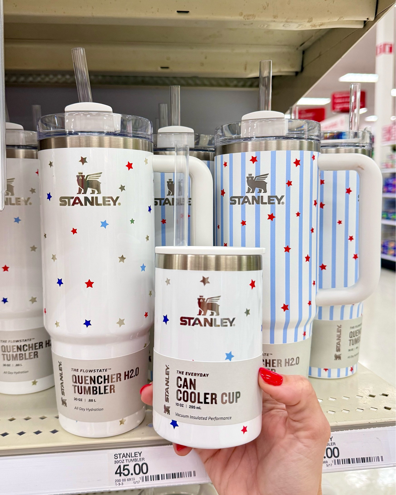 NEW! Patriotic Stanley’s in all different patterns for 4th of July, PLUS patriotic themed straws and straw toppers 😍🇺🇸 SO cute! 
-
#target #targetfinds #stanleytumbler #4thofjuly #fourthofjuly