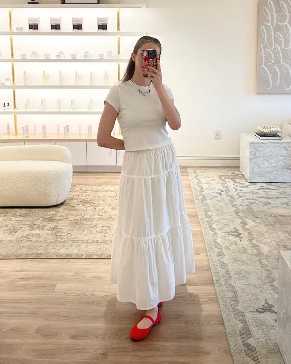 Casual Work outfit

White tee - medium 
White maxi skirt - small 
Red flats from Rothy’s! - run tts 

#LTKSummerEdit #LTKWorkwear #LTKShoeCrush