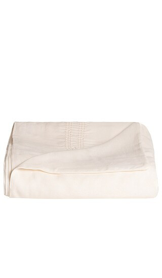 Ettitude Linen+ Duvet Cover in White. | Revolve Clothing (Global)
