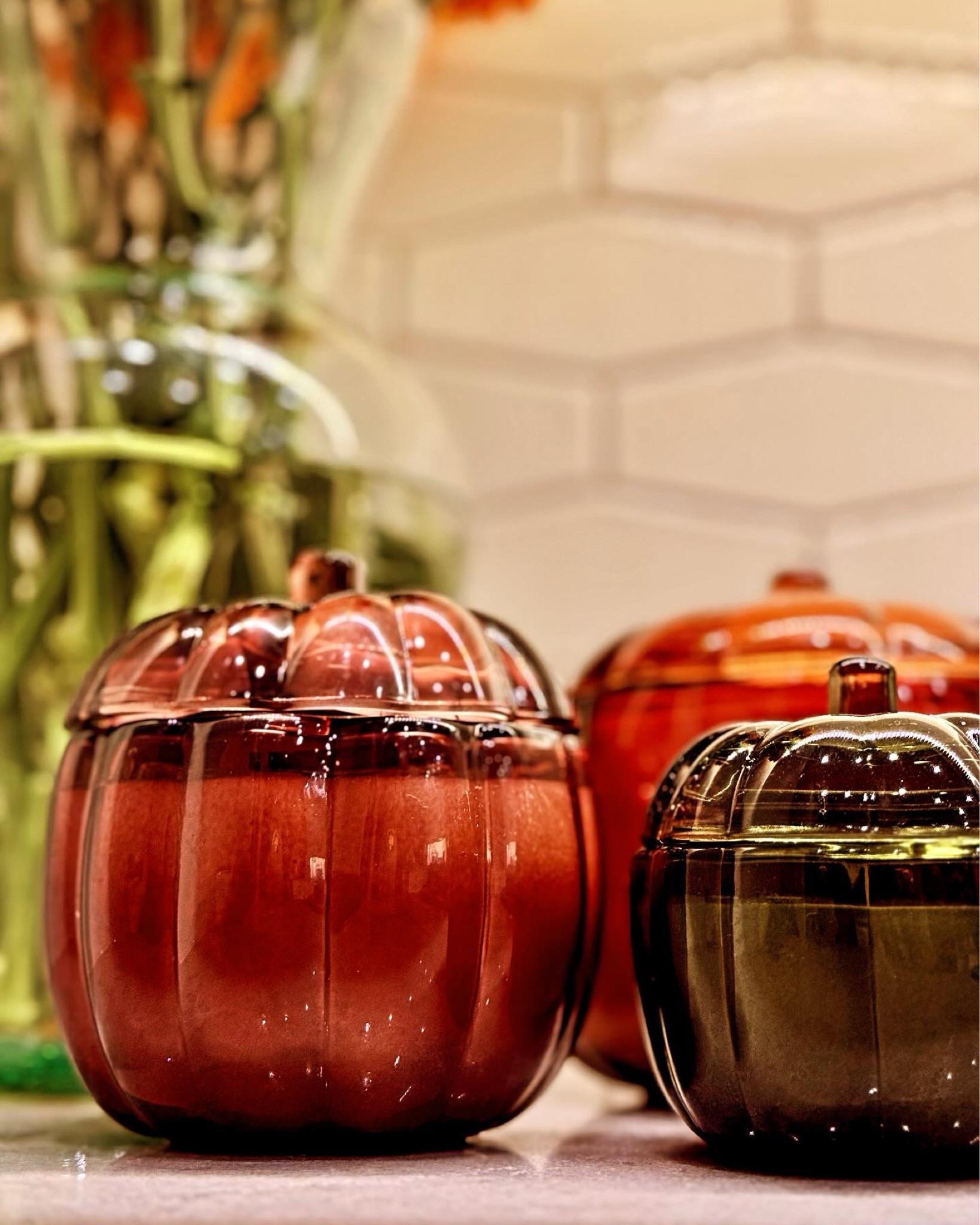 🍁Feeling the fall!  🍁

Obsessed with these fall colored glass pumpkins from @target. Guess what?  They are candles too!  They are so glossy and pretty and look great with my fall flowers. 

Links to these are below. 

Green orange glass pumpkins candles target home fall decor flowers countertop decor decorate for Halloween Thanksgiving pretty candles ideas 

#LTKhome #LTKSeasonal #LTKHoliday