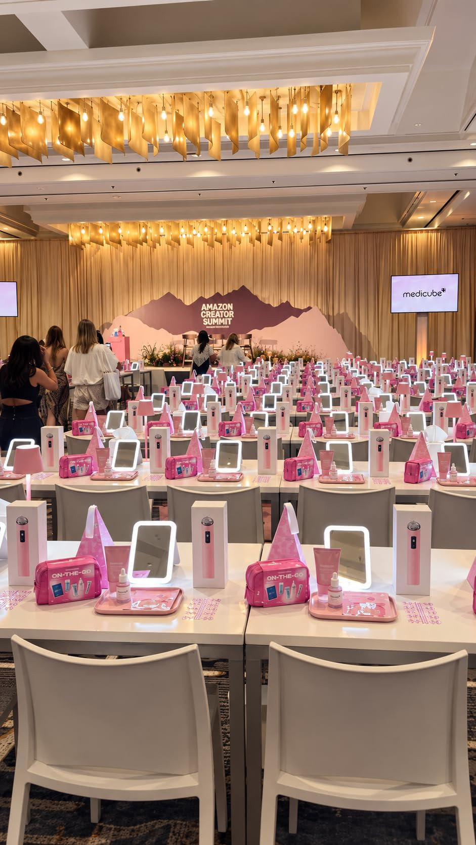 Get ready to pamper your skin with these Medicube skincare products! Perfect for anyone looking for healthier, glowing skin.

#TheSouthernSource #AmazonFinds #AmazonSummit #AmazonBeauty 

 #LTKmorningroutine #LTKselfcare #LTKBeauty