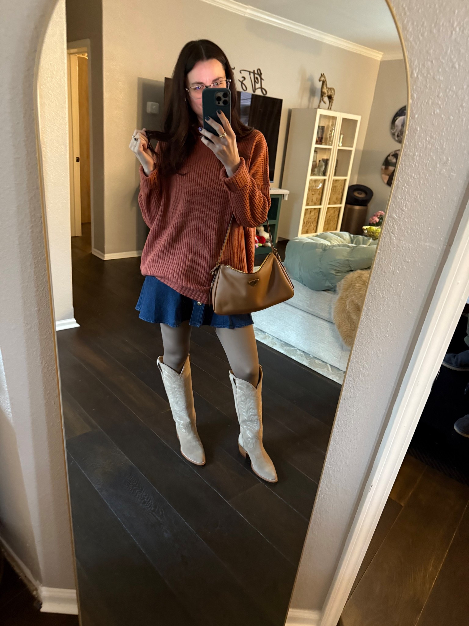 Is there really anything better than oversized sweaters and boots???
 C’mon 😘

#LTKHoliday #LTKSeasonal #LTKStyleTip