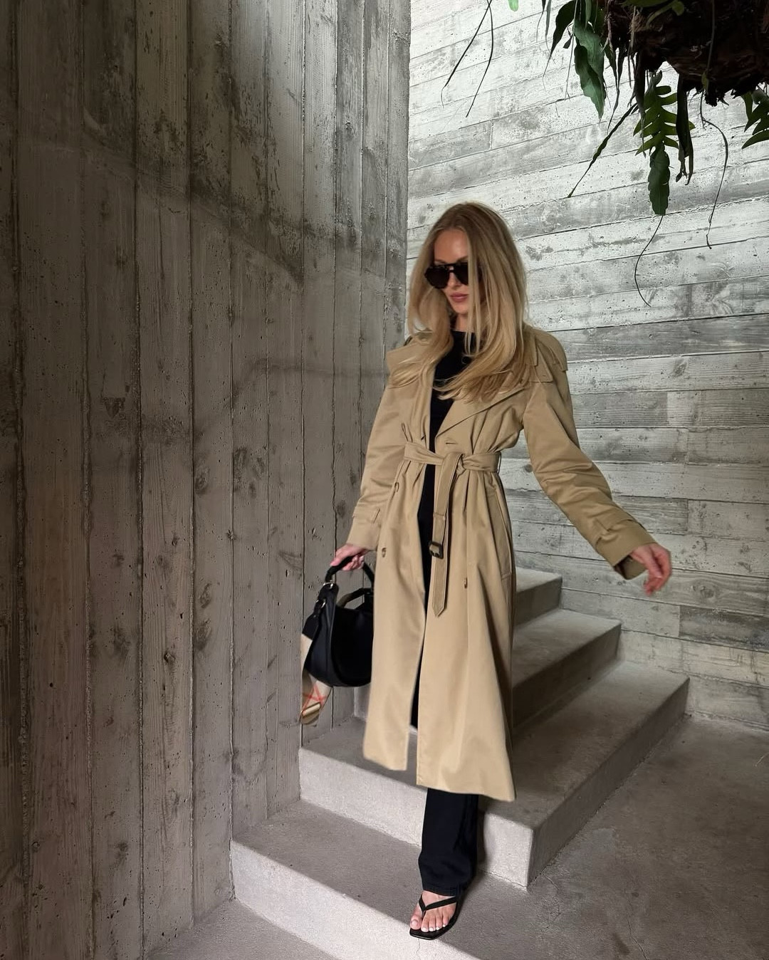 Love this trench from Burberry over any outfit for spring

#LTKShoeCrush #LTKItBag #LTKStyleTip