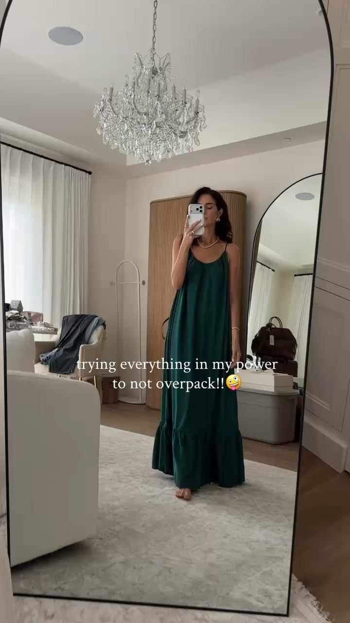 Trying everything in my power to not overpack 😅☀️Most of these pieces are from Amazon! #stylinbyaylin #aylin #dressed #vacation 

#LTKootd #LTKTravel #LTKgrwm