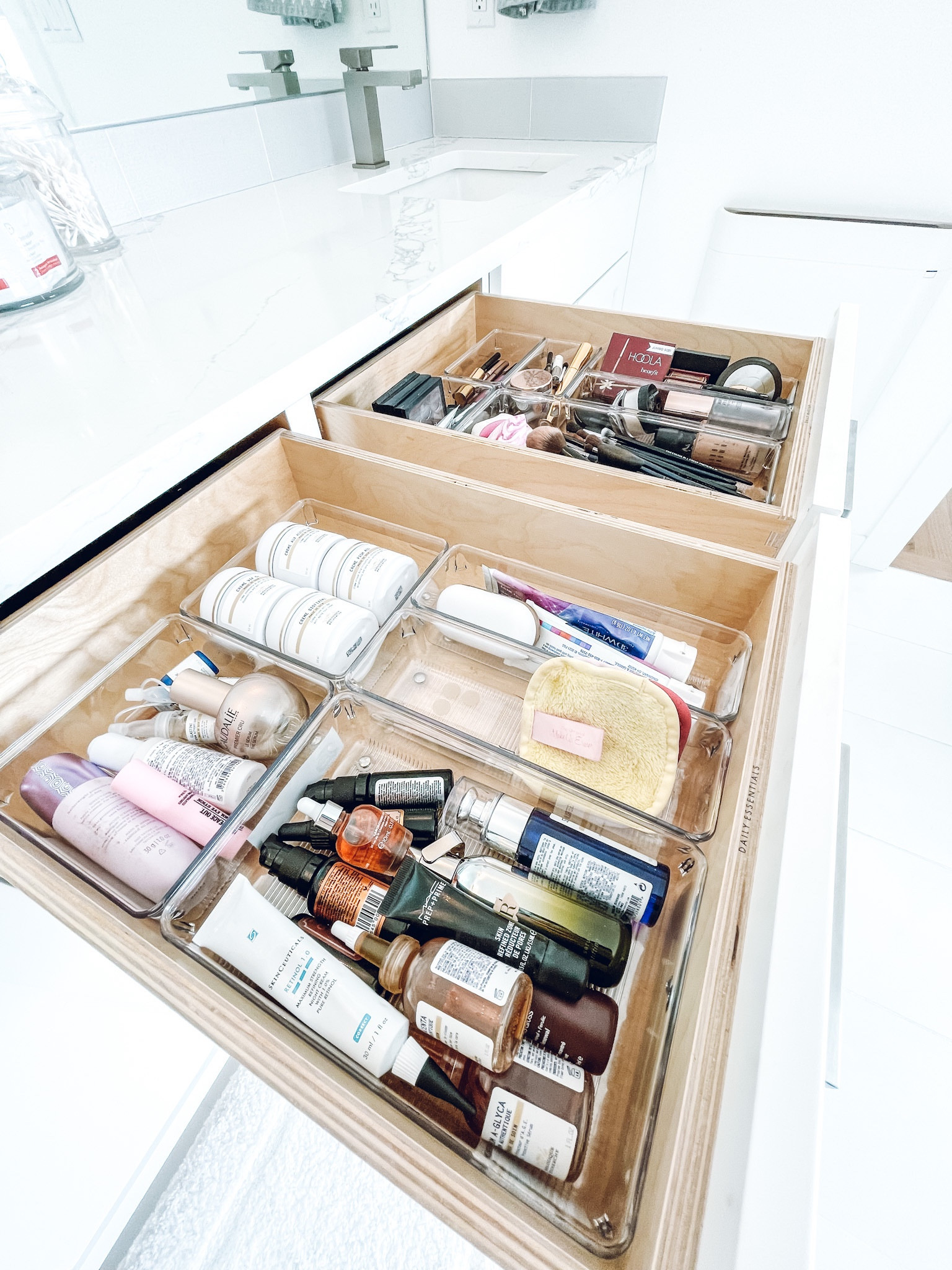 Daily essentials + make up organization. IDesign Linus drawer organizers. Amazon Glue Dots. Benefit Cosmetics Hoola Bronzer✨ 

#LTKhome #LTKbeauty