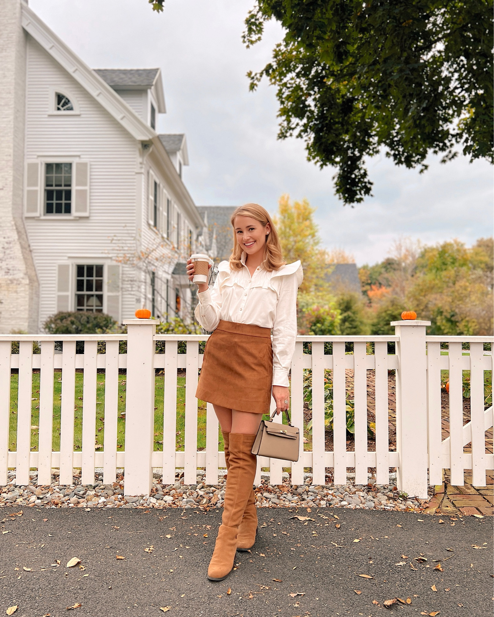 Thanksgiving outfit inspiration 🍁  This shirt is fab and comes in lots of colors. Skirt fits true to size, but I had it hemmed. (Im 5’2)