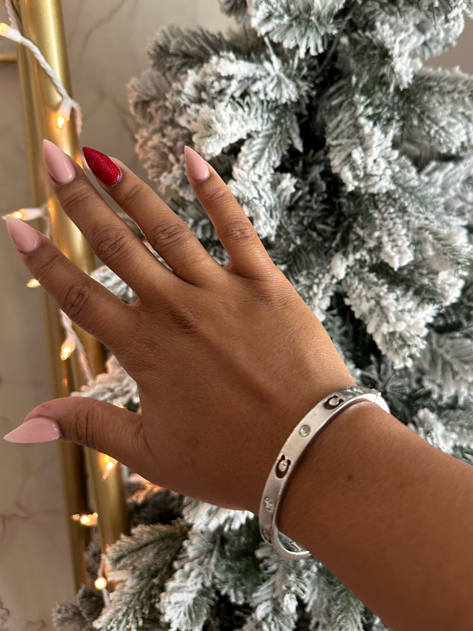 Cute Coach Bangle
For the Holiday Season 
Tagged some more favs from Coach for stackable arm candy❤️


#LTKGiftGuide #LTKHoliday #LTKSeasonal