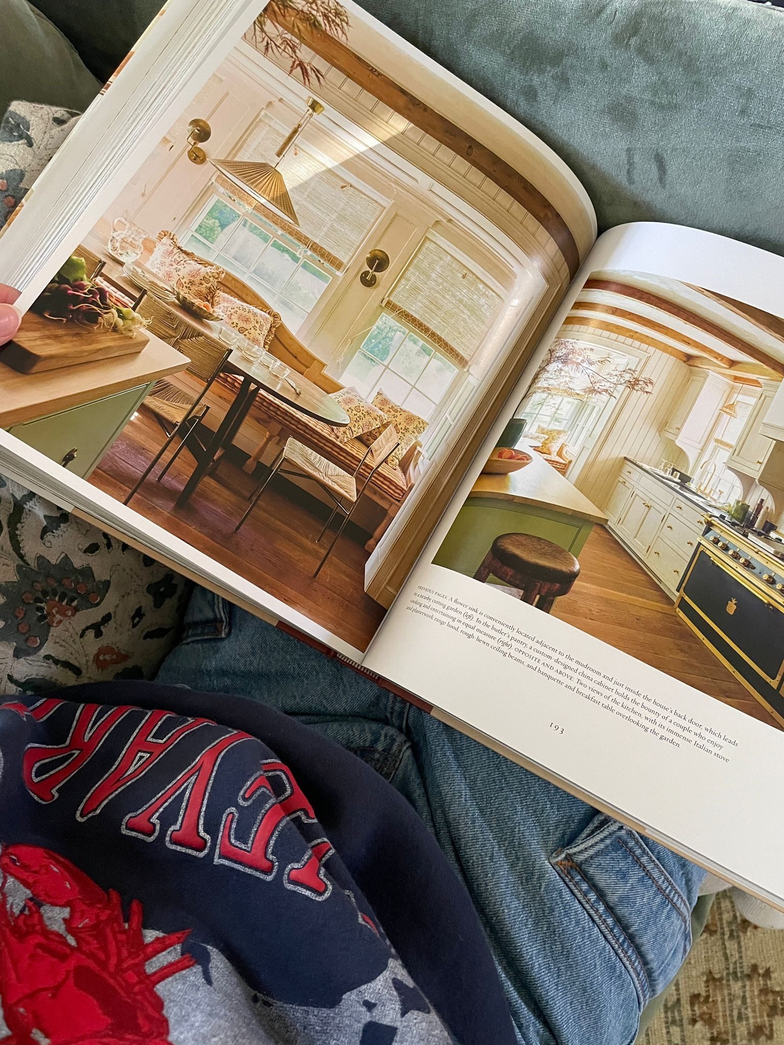 Another Mother's Day gift idea: coffee table books! That's my kind of perfect gift 🎁
-
Gift guide. Home decor  

#LTKGiftGuide #LTKfindsunder50 #LTKsalealert