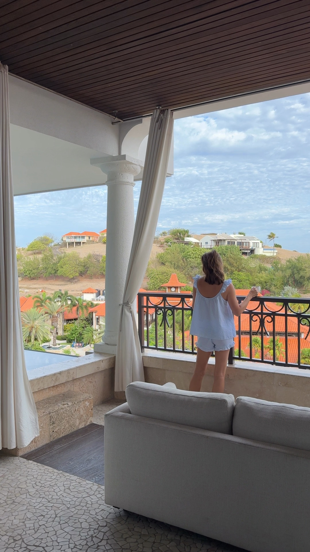 2 piece pajama set 🏝️

#LTKTravel #LTKmorningroutine