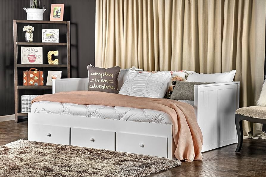 Furniture of America Medina Cottage Style Storage Daybed, White | Amazon (US)