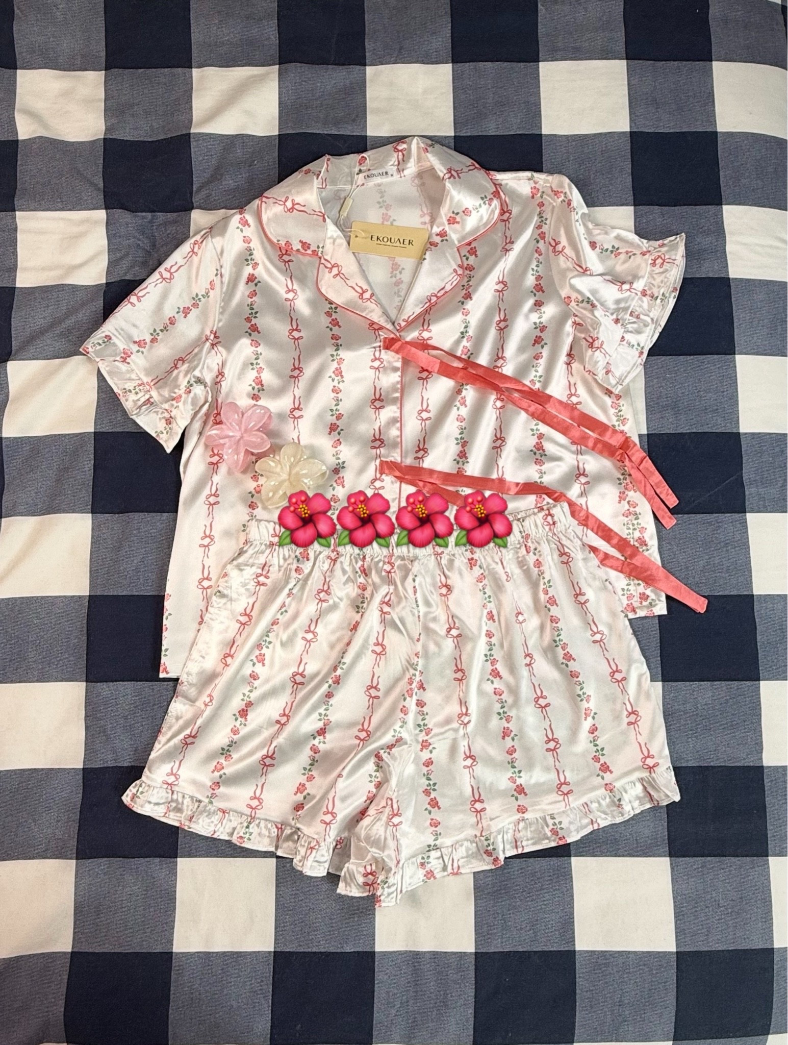 ok but this Ekouaer satin pj set is giving EVERYTHING 🌸✨ the bow & floral print, the ruffle hem shorts, the matching robe — it’s the cutest little sleep set and it’s SO affordable 😍 perfect for lounging, gifting, or just feeling pretty at home 💕

#saténpajamas #ekouaer #pajamset #satinpjs #cutepajamas #floralpajamas #bowprint #rufflepjs #loungewearset #affordableloungewear #sleepaesthetic #pajamaseason #girlyloungewear #matchingpjset #satinrobe #giftsforher #cozygirlera #sleepyset #loungewearfashion #LTKfind