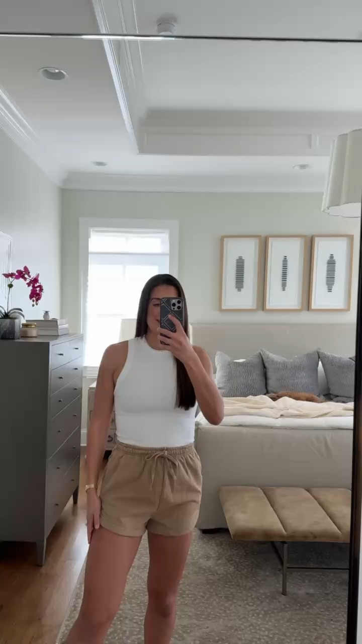 These shorts are such a good beach cover up!

TTS: m

Abercrombie, a&f, Shopbop, vitamin a, tank, linen outfit, linen shorts outfit, beach outfit, vacay outfit, Grace white
 

 

#LTKootd #LTKgrwm #LTKmomlife