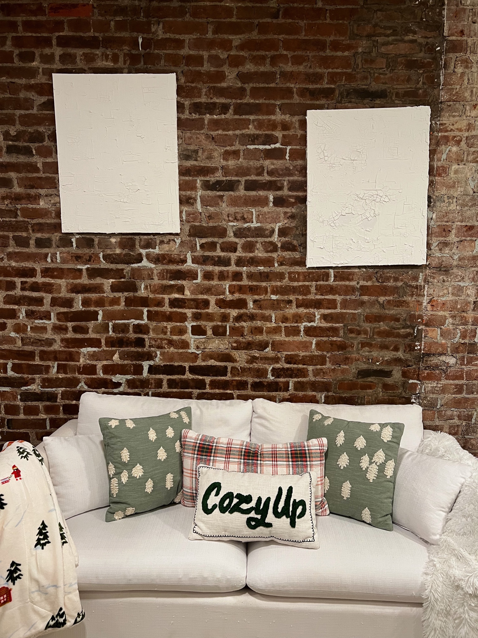 winter/holiday living room decor!

#LTKGiftGuide #LTKSeasonal #LTKHoliday