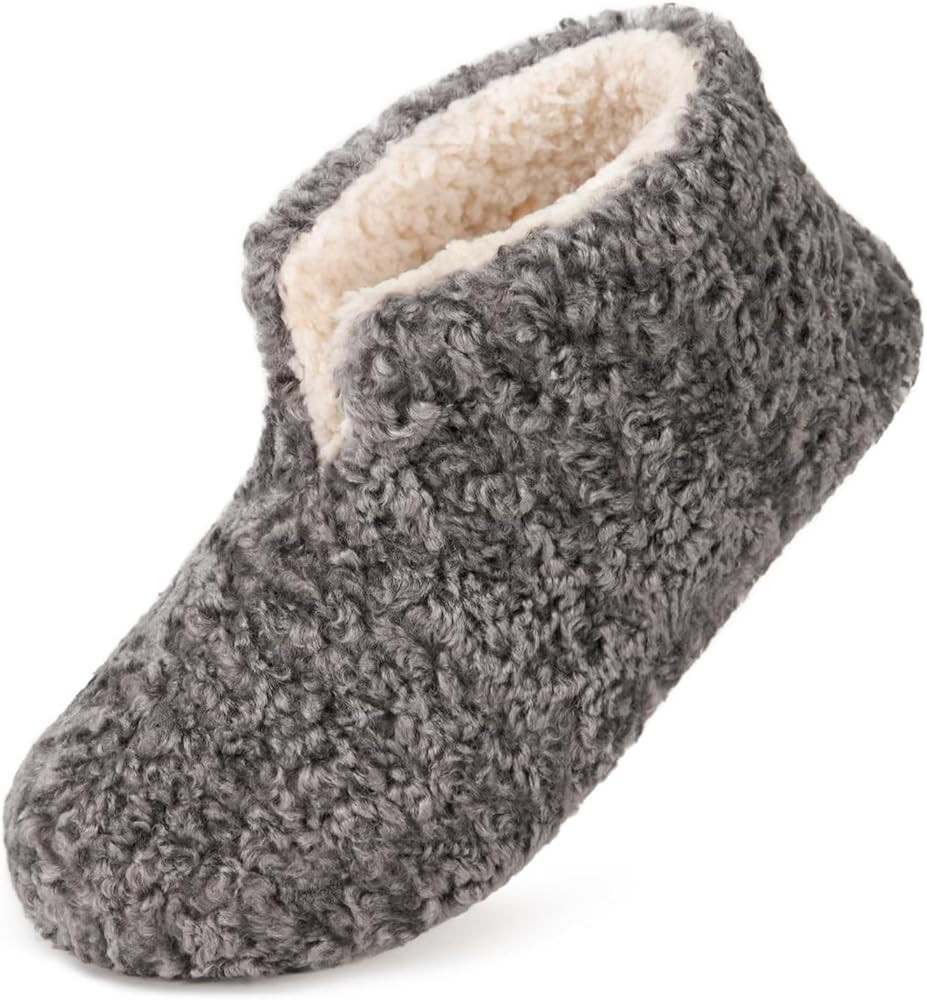 HomeTop Women's Fuzzy Warm Slippers Lightweight Soft Memory Foam Bootie | Amazon (CA)