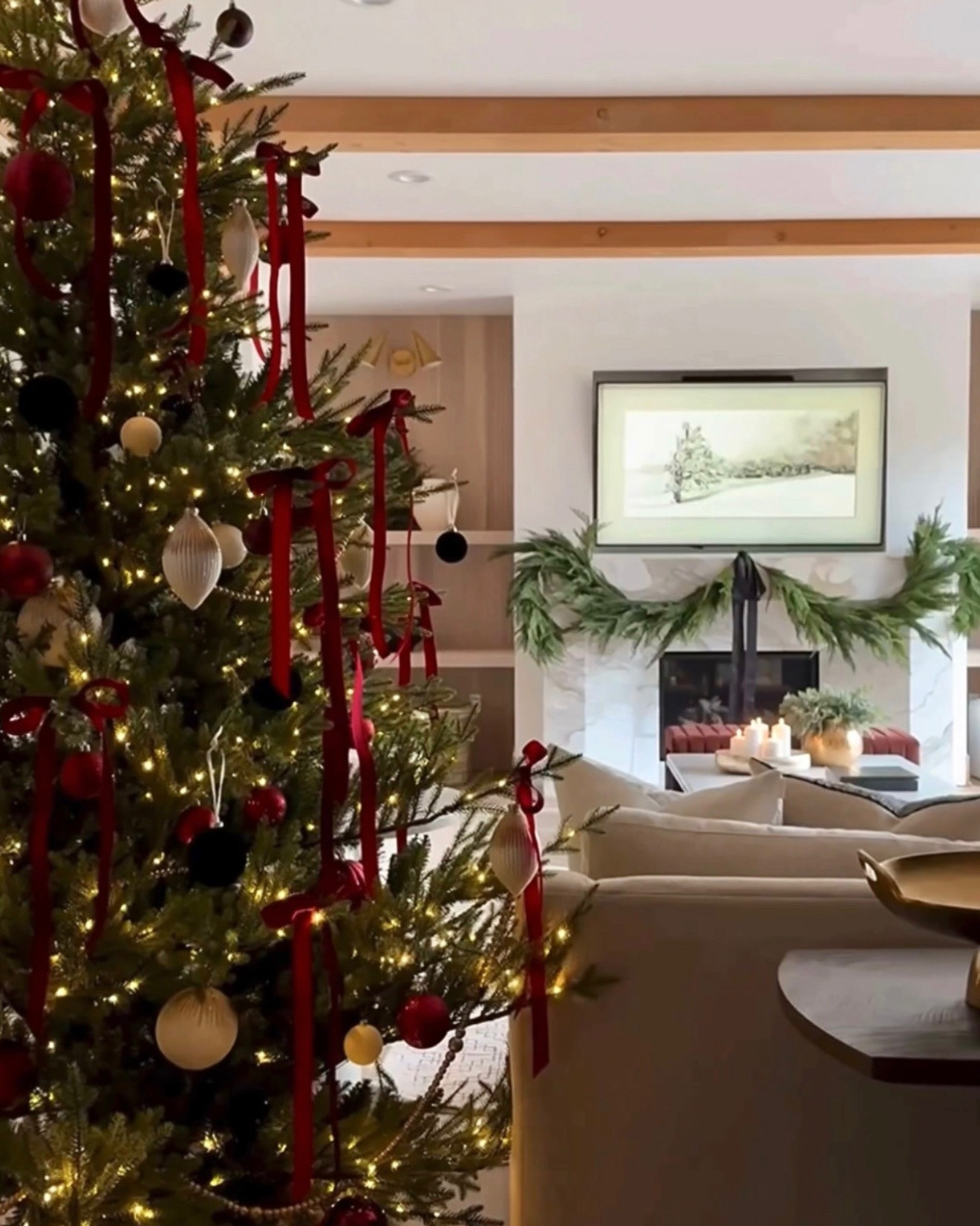 ✨CLASSIC CHRISTMAS REDS · FOREVER A FAVORITE✨ There’s just something magical about traditional red during the holidays. From velvet bows to shimmering ornaments and lush garlands, these timeless touches bring warmth, elegance, and that nostalgic Christmas glow. Proof that red will always be in style.

#TheHillaryStyle #Amazon #AmazonHome #HolidayDecor #ClassicChristmas #RedAndGoldDecor #TraditionalHoliday #FestiveHome #ChristmasInspo #ElegantHolidayStyle #TimelessDecor #HolidayMagic #UnderstatedLuxury #ChicOnABudget 

 #LTKHoliday #LTKSeasonal #LTKOver40