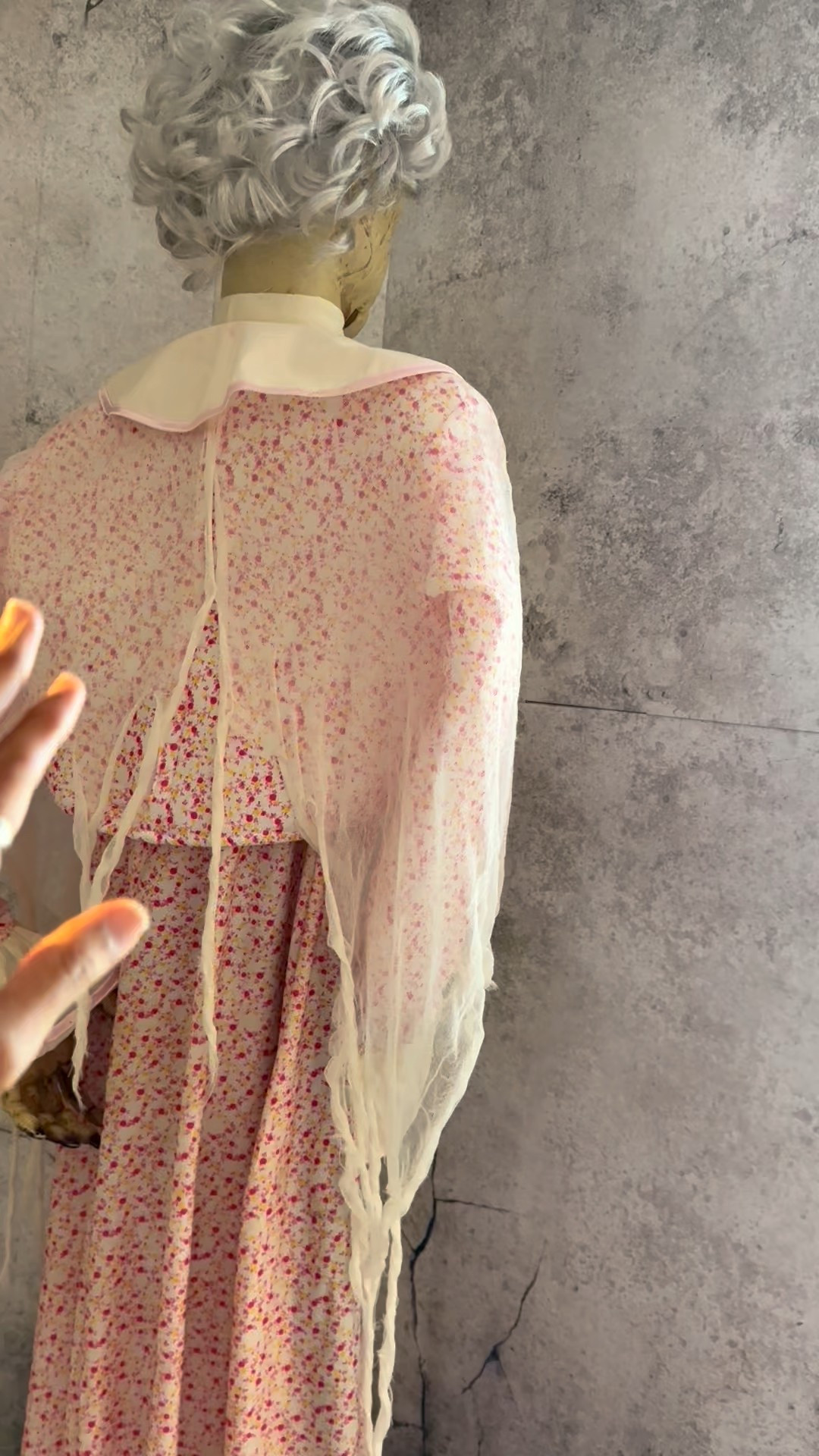 These animatronic Halloween decorations are next-level spooky 👻 Perfect for giving your home that haunted house vibe everyone will talk about! From creepy moving figures to glowing eyes and eerie sounds — your front yard will be the star of Halloween night 🎃✨



Halloween décor, animatronic Halloween decorations, spooky home décor, haunted house ideas, Halloween yard decorations, motion activated Halloween props, scary Halloween setup, outdoor Halloween decorations, Halloween 2025, fall home décor, LTK Halloween finds, holiday decorations, Halloween party ideas, Halloween must-haves

#LTKHalloween #LTKSeasonal #LTKHome